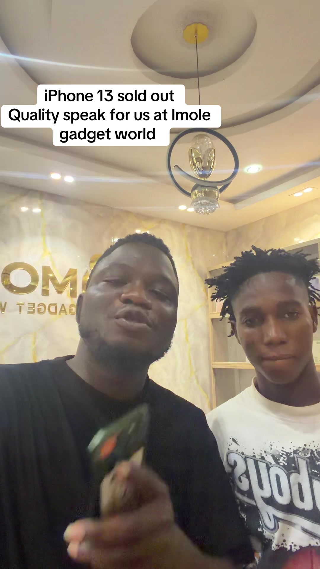 @PHONE PLUG IN IBADAN