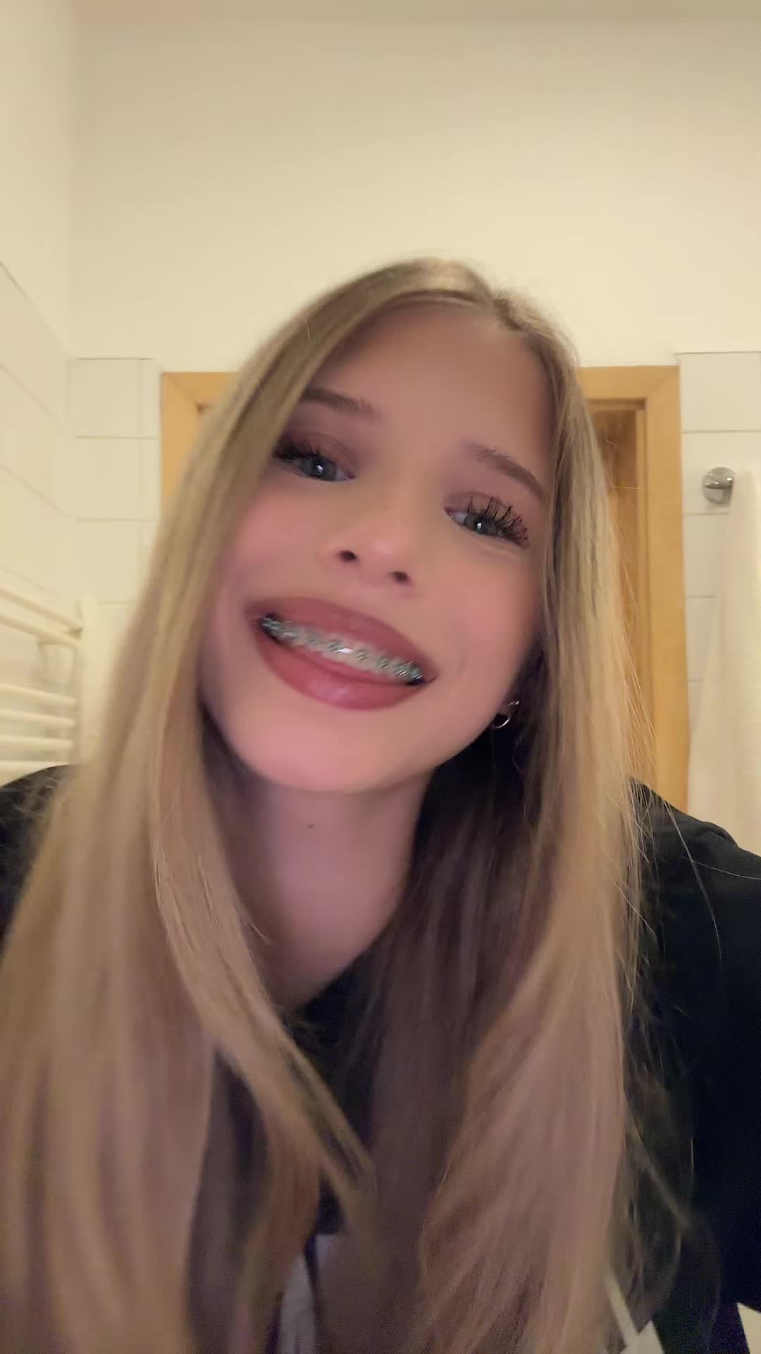 @aaduskaa__