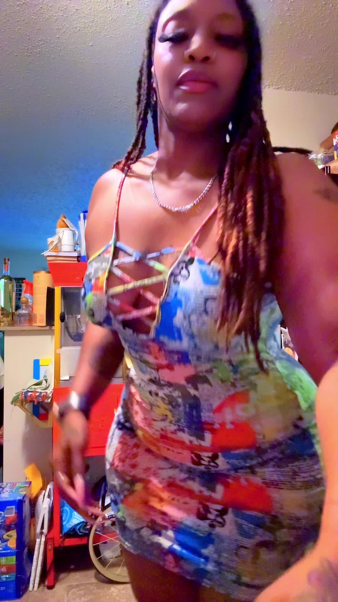 @DivinePriestess GGEnt 💜🔒🧨