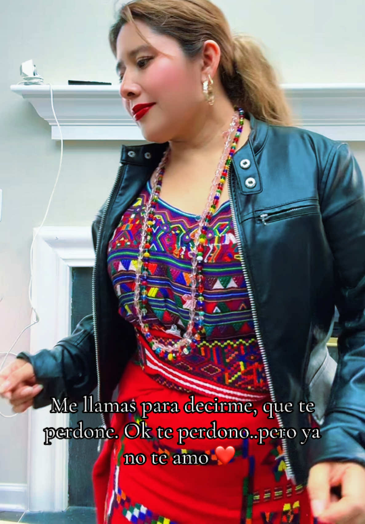 @Elena De León