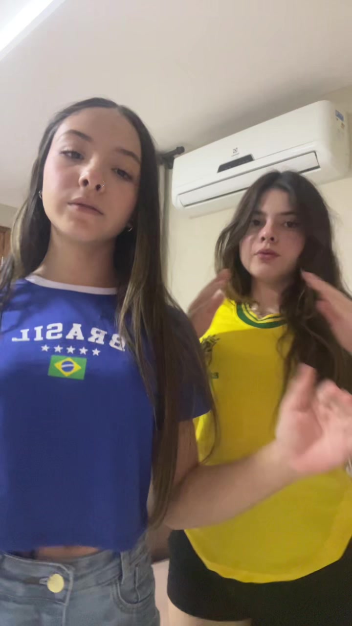 @LaraSerman💋