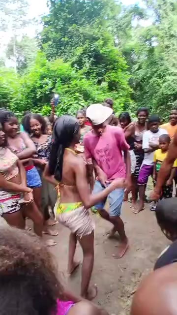@Nakary Valeria ✨🌷