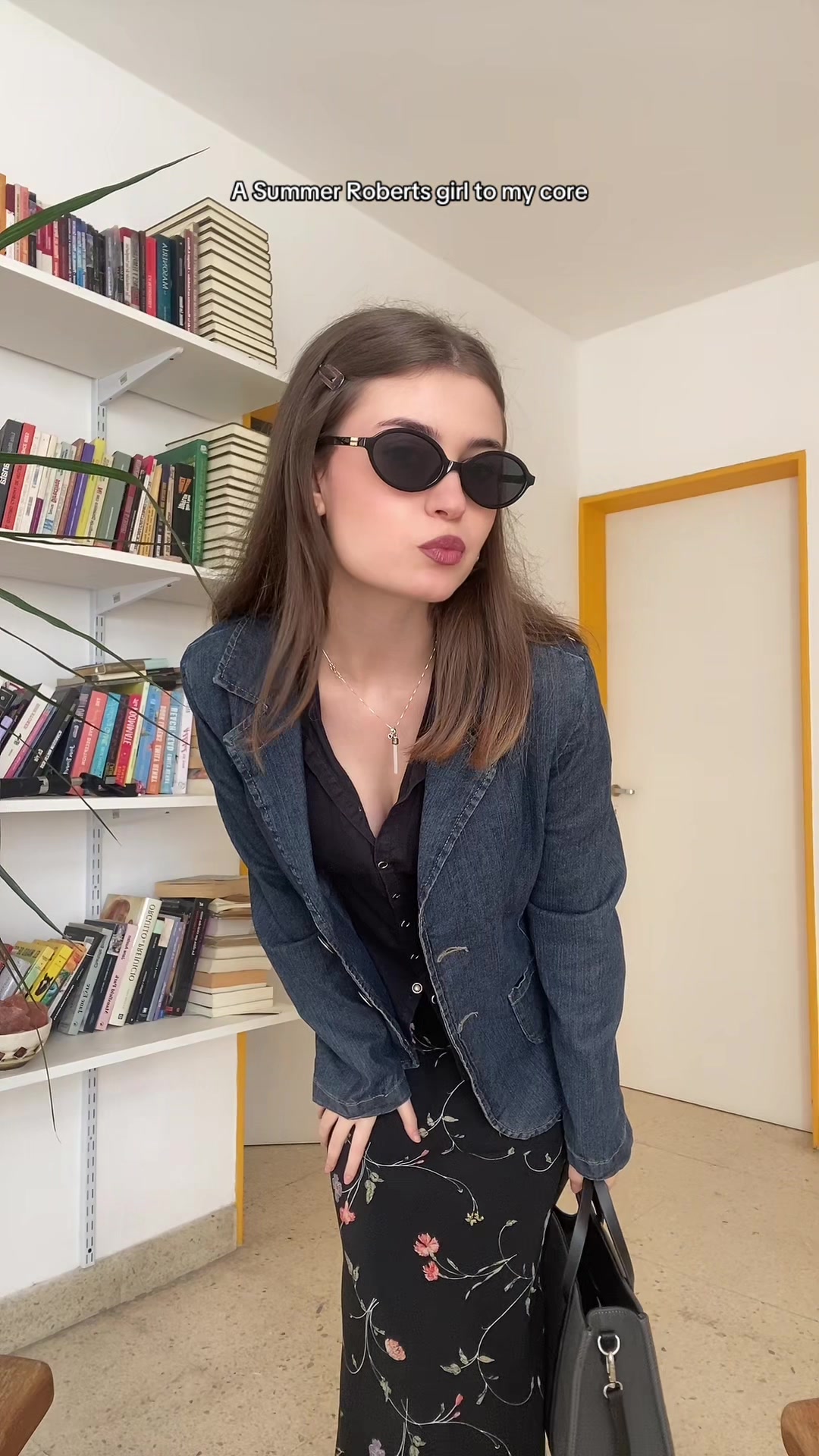 @Lara