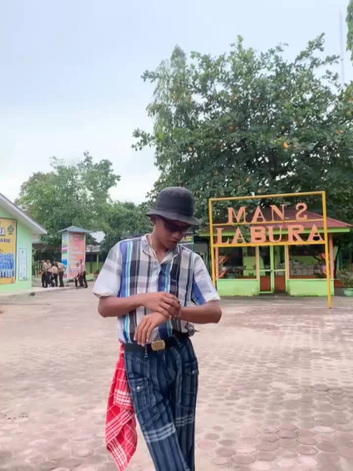 @reyy