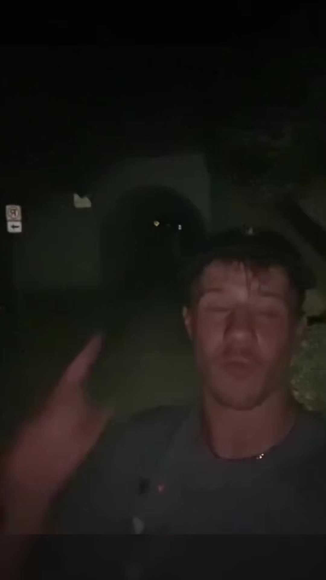 @groovygavin_