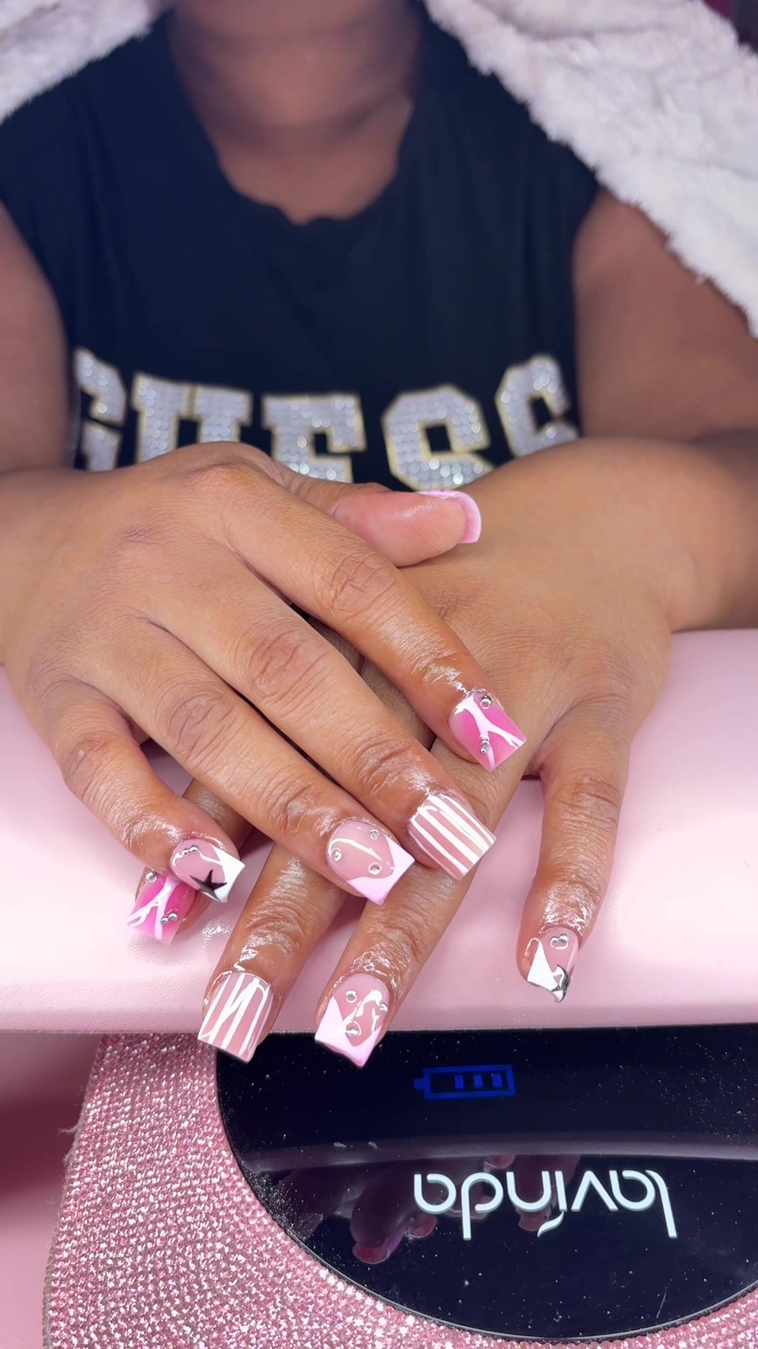 @vickyy🌸🎀🩷