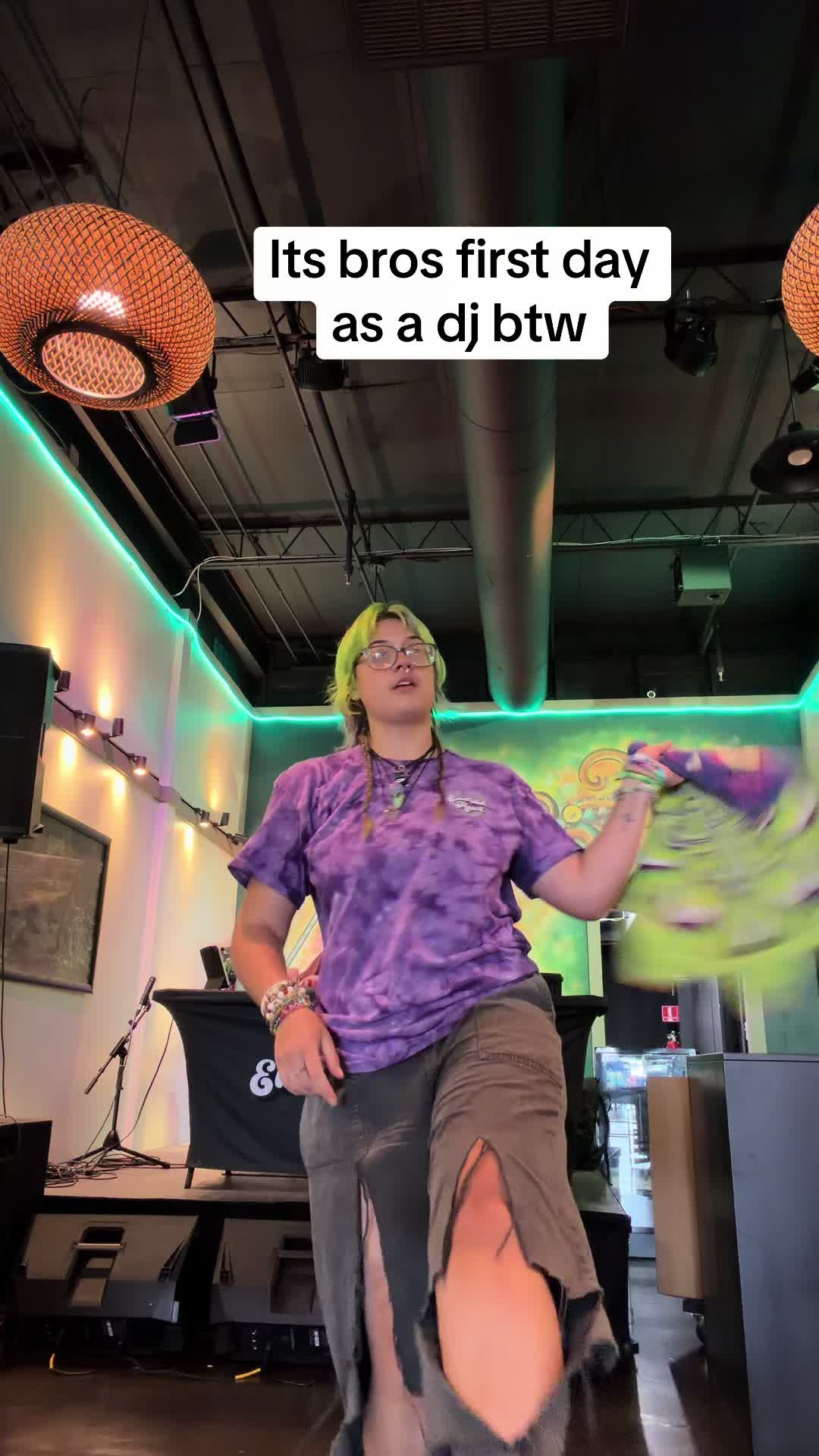 @Ray ๐ชฒ๐๐ซ๐ง๐ผโ๏ธ๐๐ซง