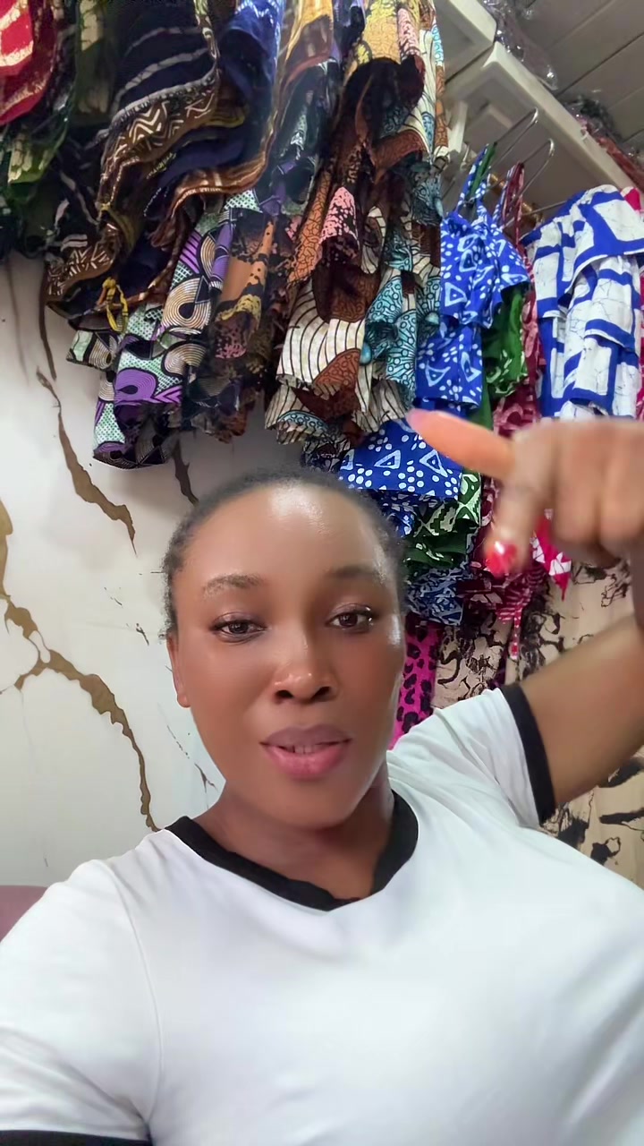 @Keren🍫🤎
