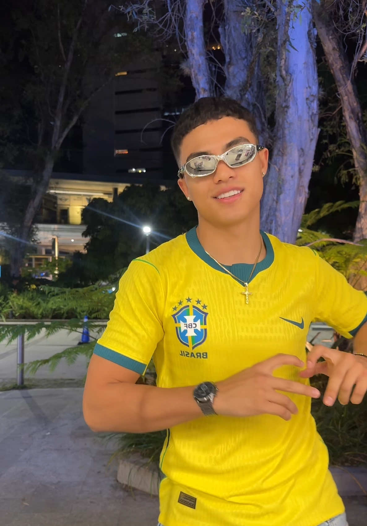 @𝐇𝐮𝐠𝐨 🦦