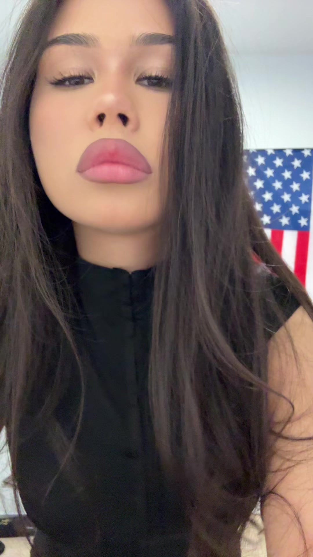 @LATÍFA