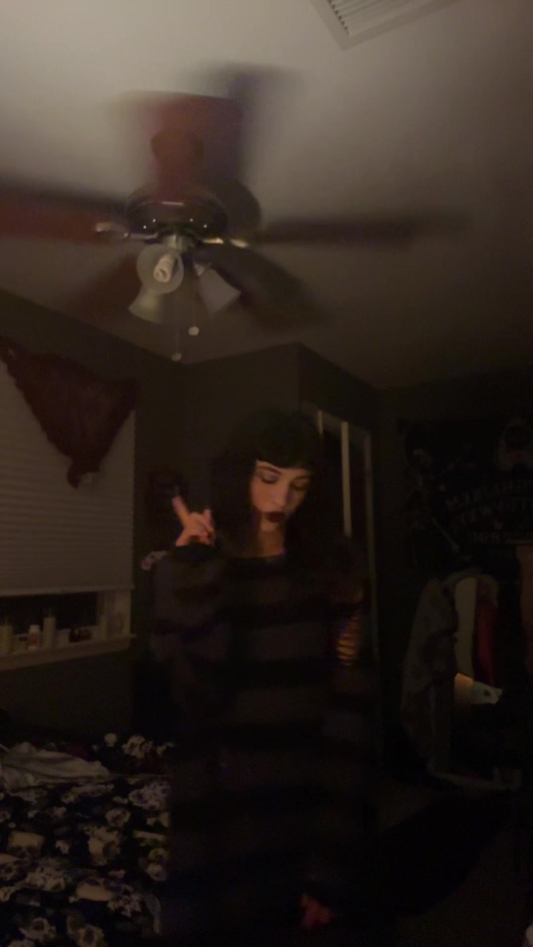 @vamp🧛🏻♀️⚰️