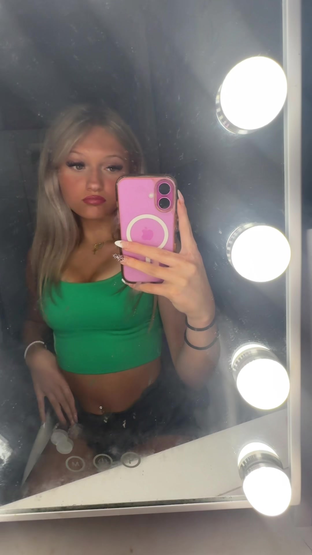 @𝒶𝓃𝒶𝓈𝓉𝒶𝓈𝒾𝒶👸🏼
