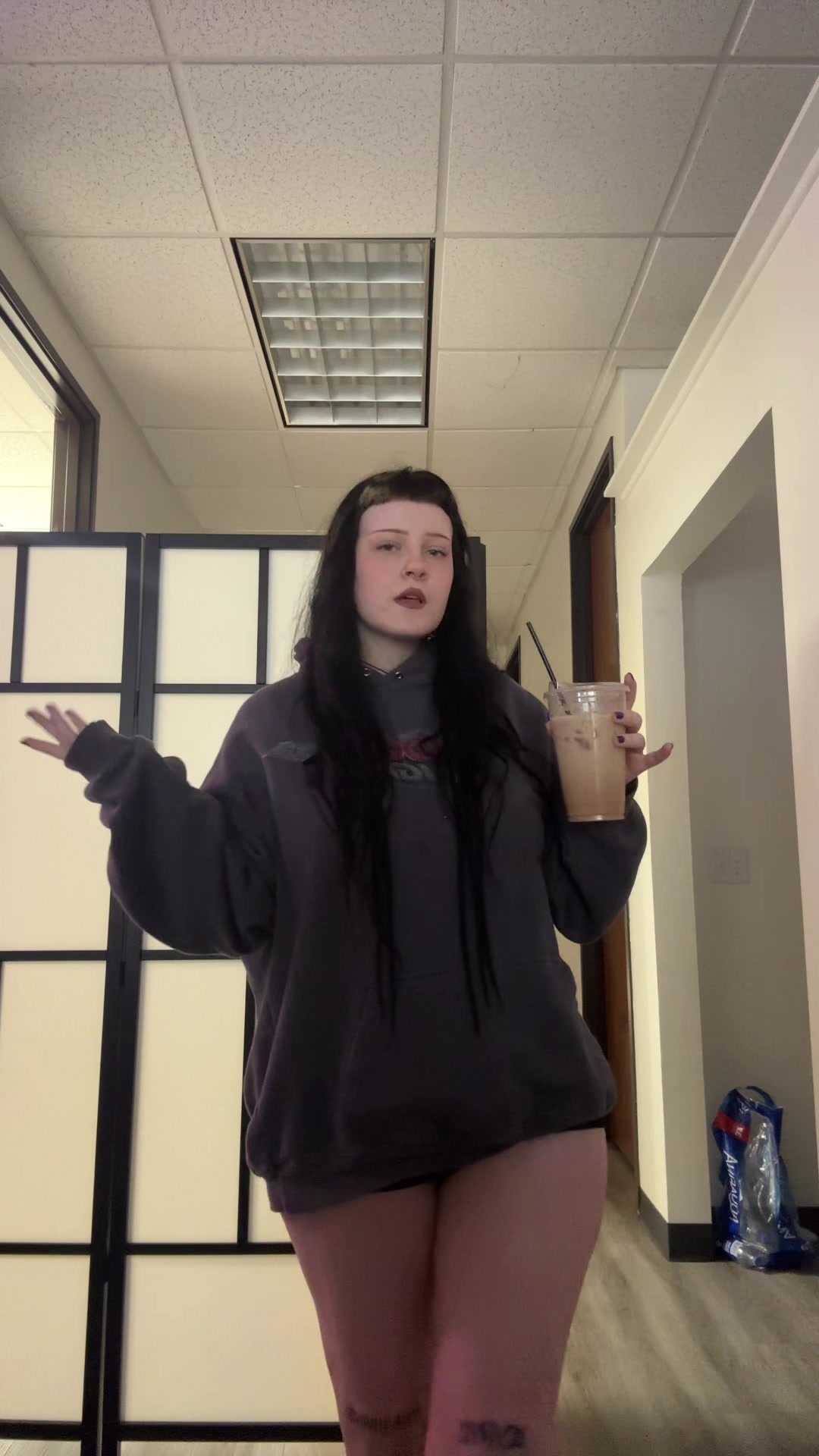 @лютик