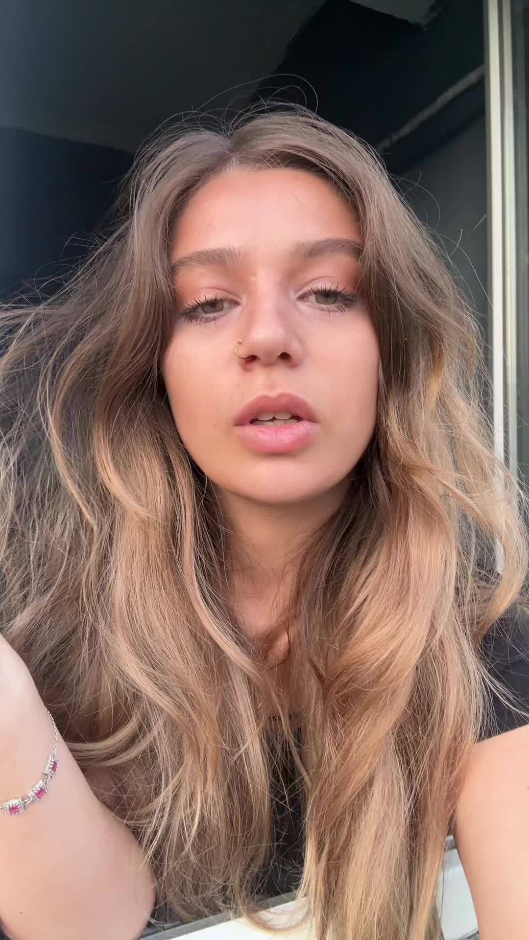 @😹