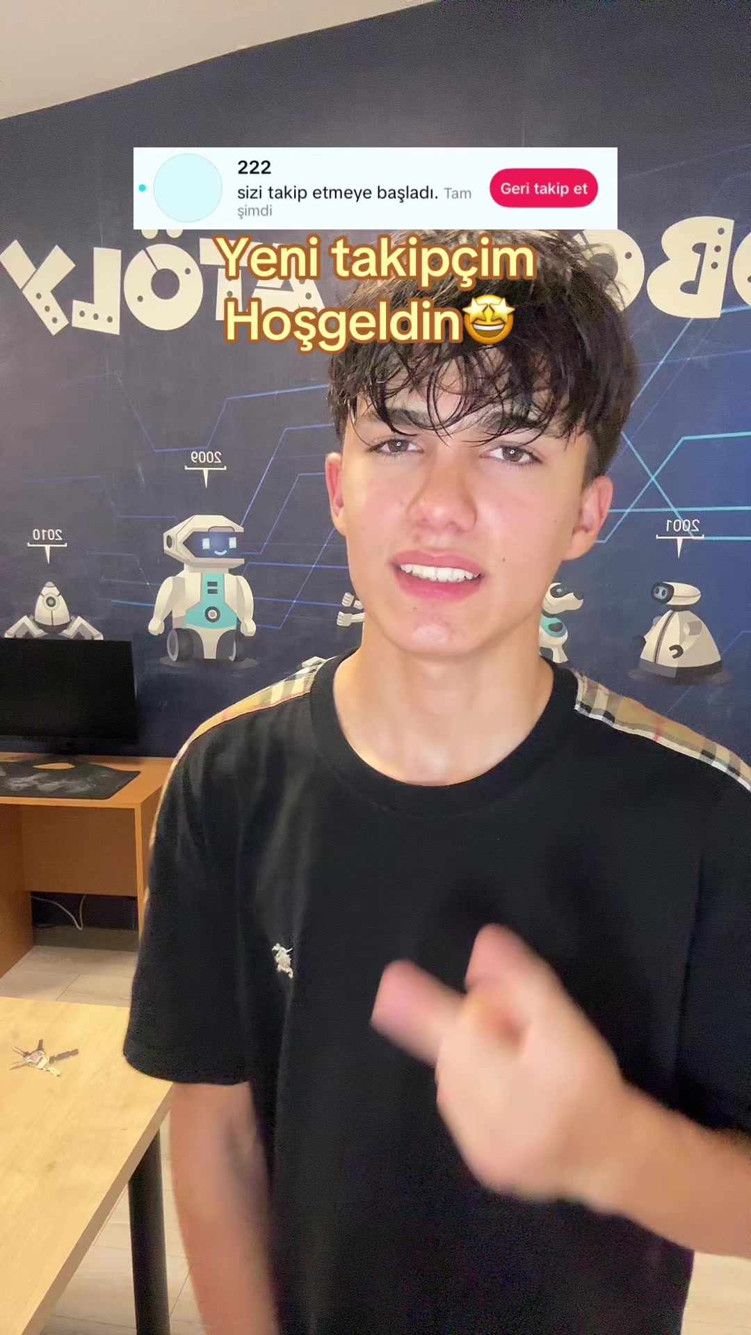 @Esmerarc