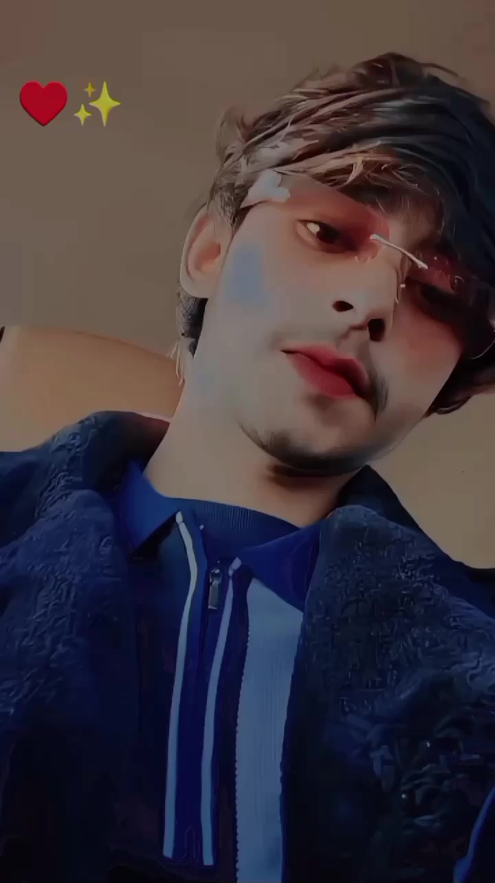 @🫠🤧...the✨senior ...😎🤏
