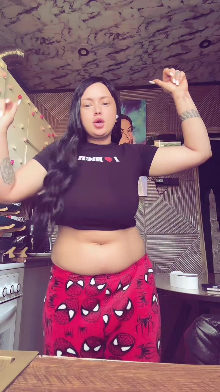 @Big_mamochka26