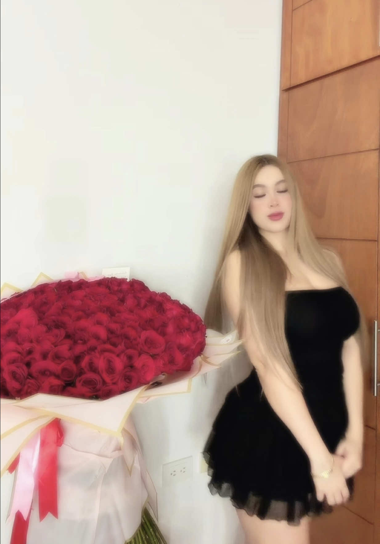 @_______p00