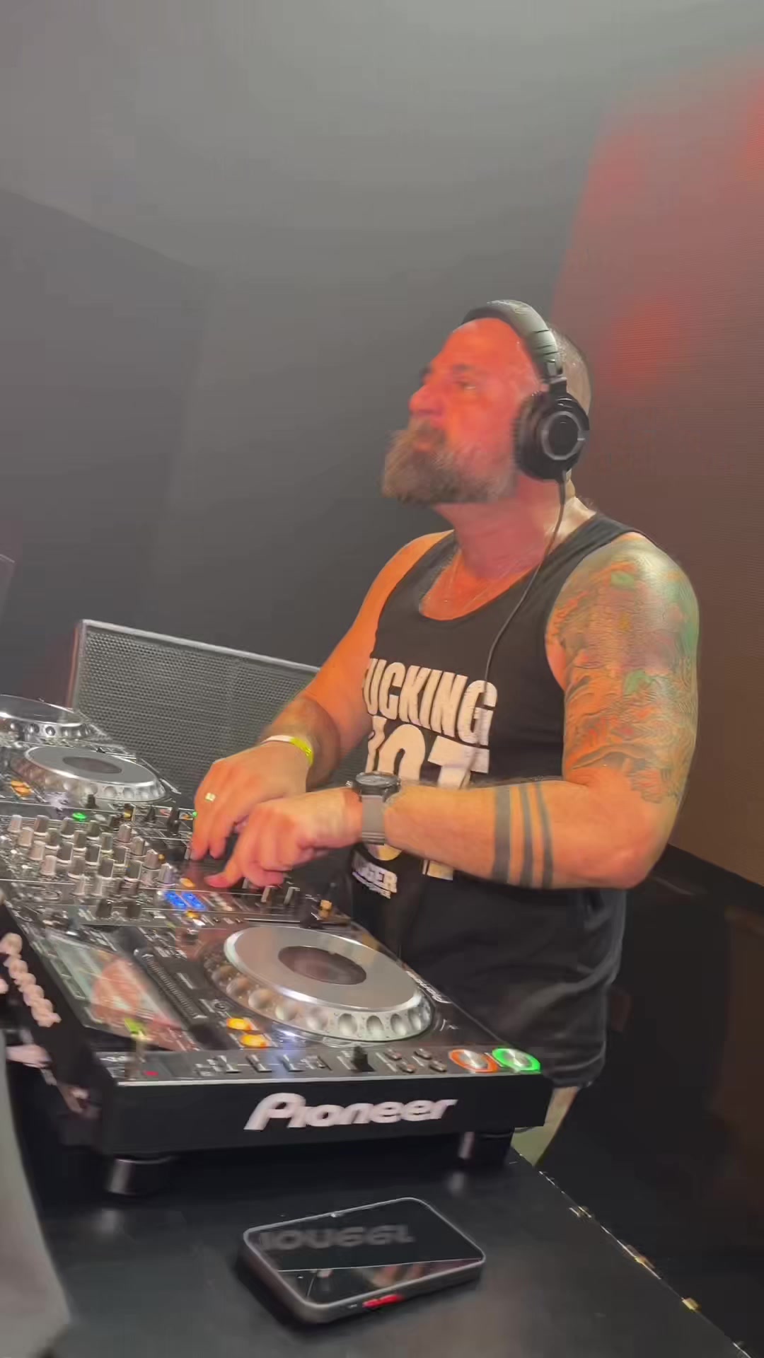 @Dj Earl Oliveira