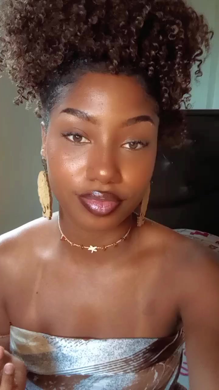 @Juli@