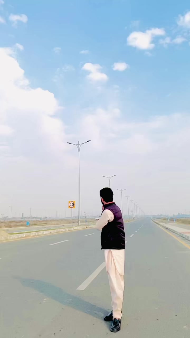 @ٹھاکر بھٹی  🔥😎