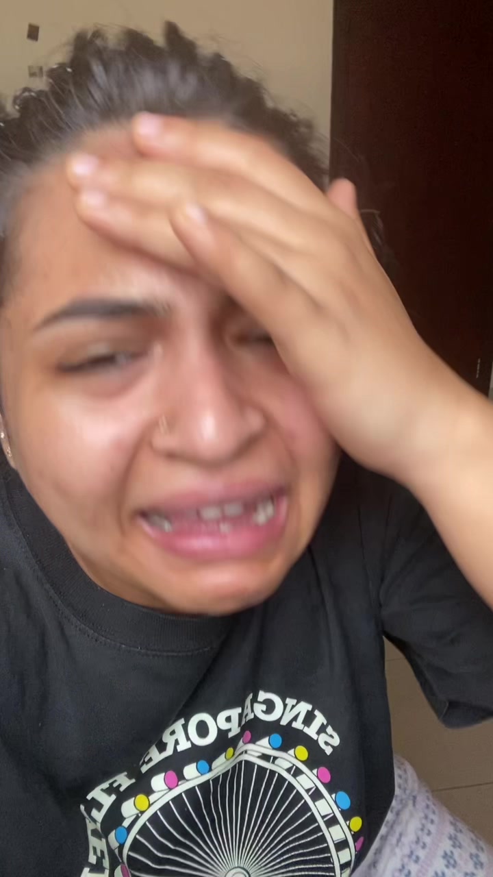@itsmeaksharasuresh