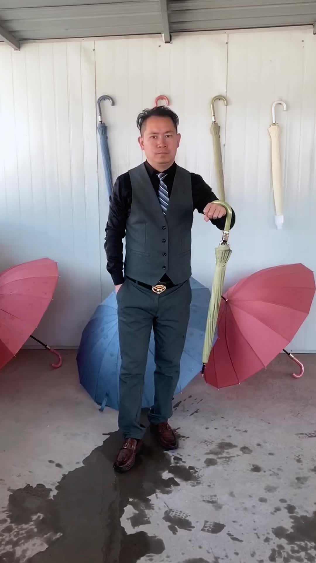 @stunningumbrella