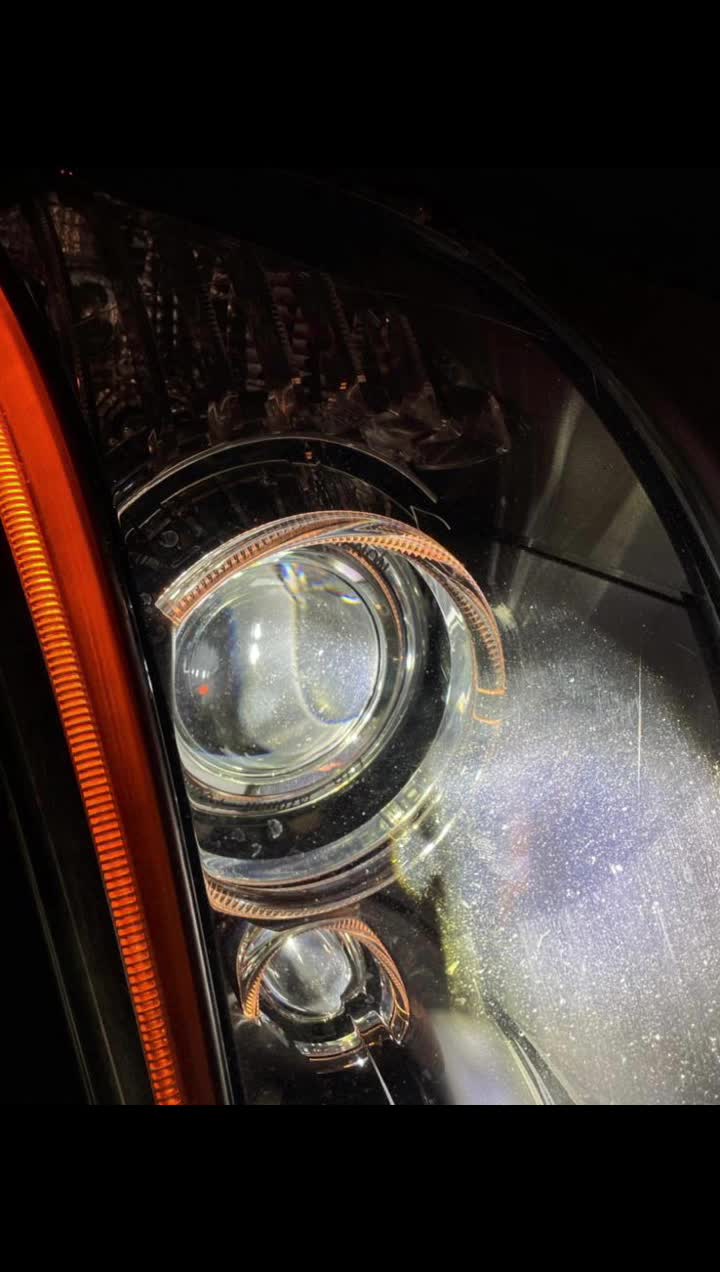 @The headlight shop