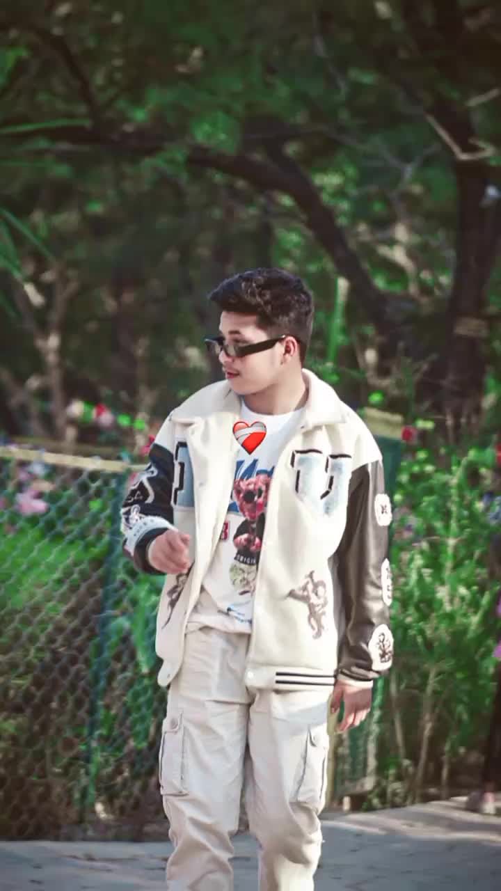 @SiNgLe BoY..<3❣️🤞