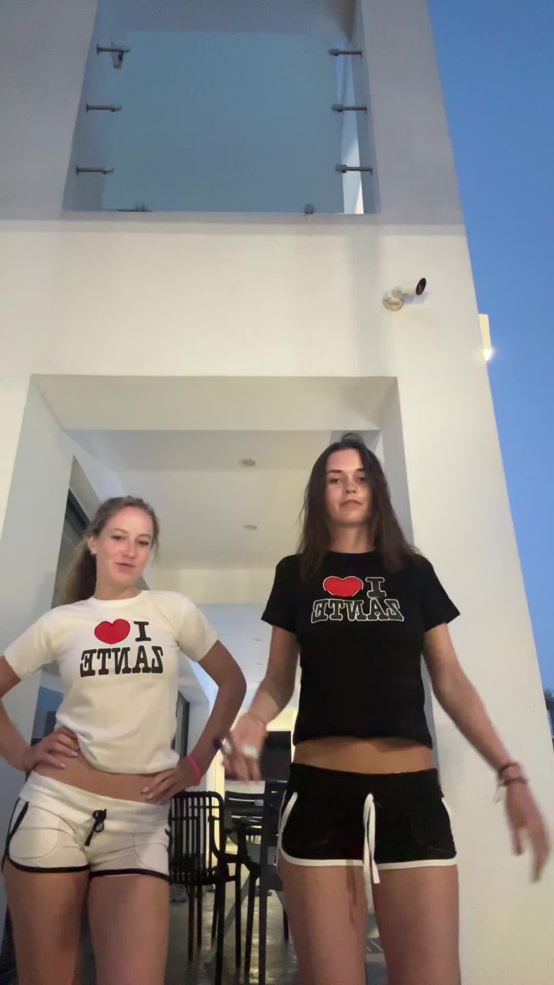 @elllissa