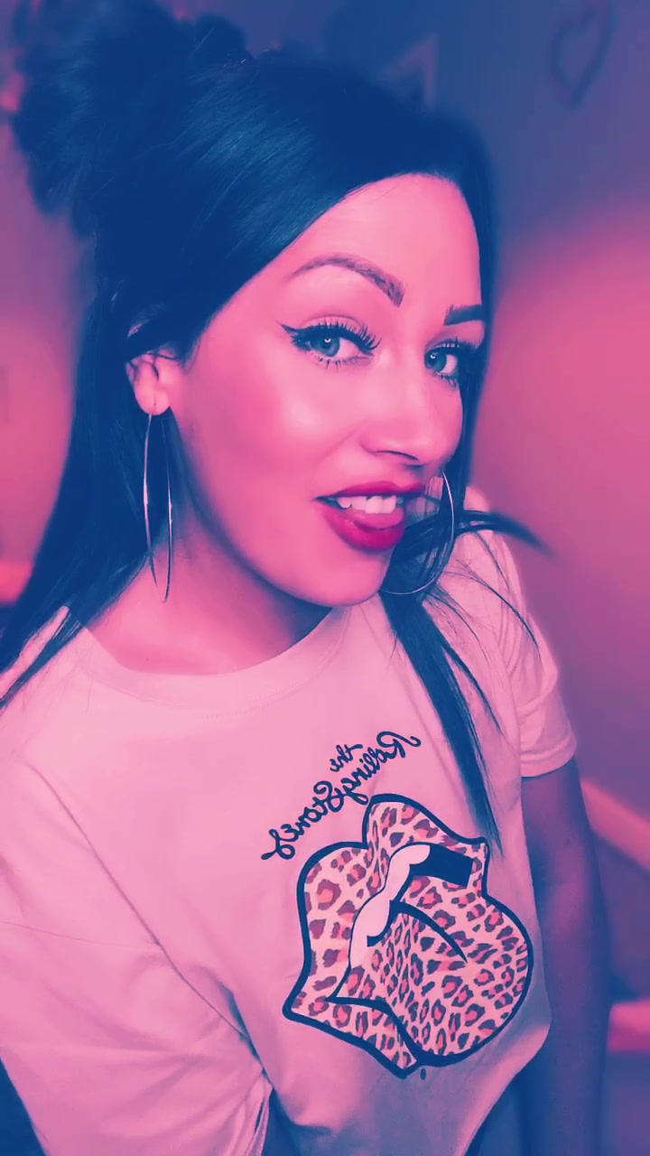 @CharElizabeth 🤍