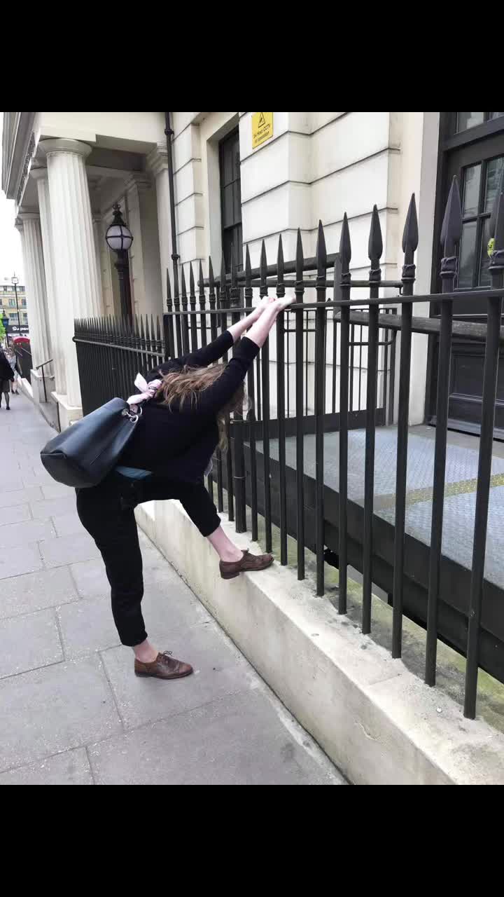 @Mon