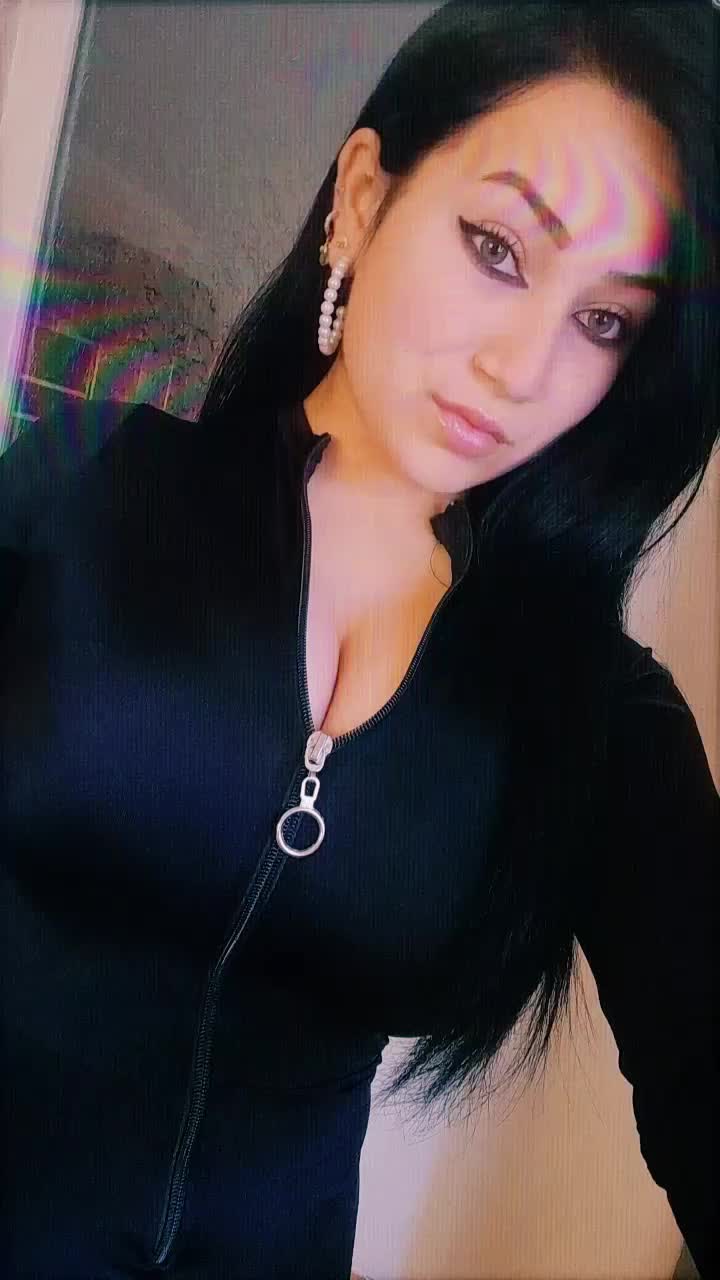 @Daria Alexandra