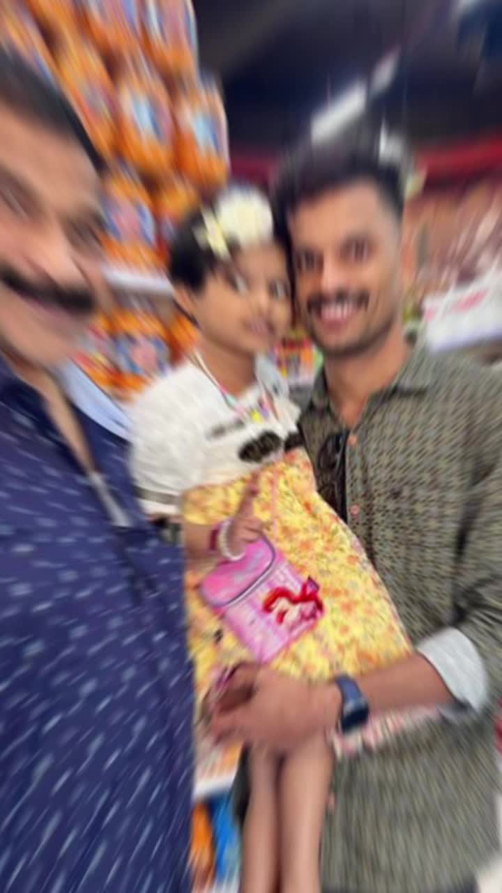 @Swetha Shijith👨👩👧