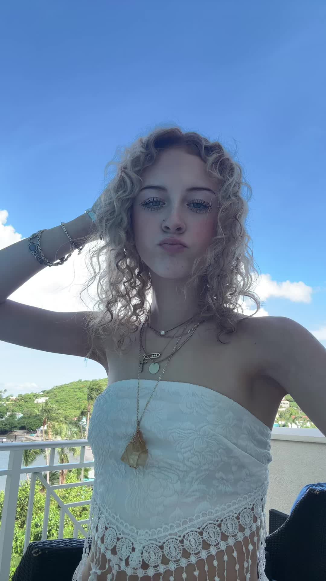 @liliana ୨୧