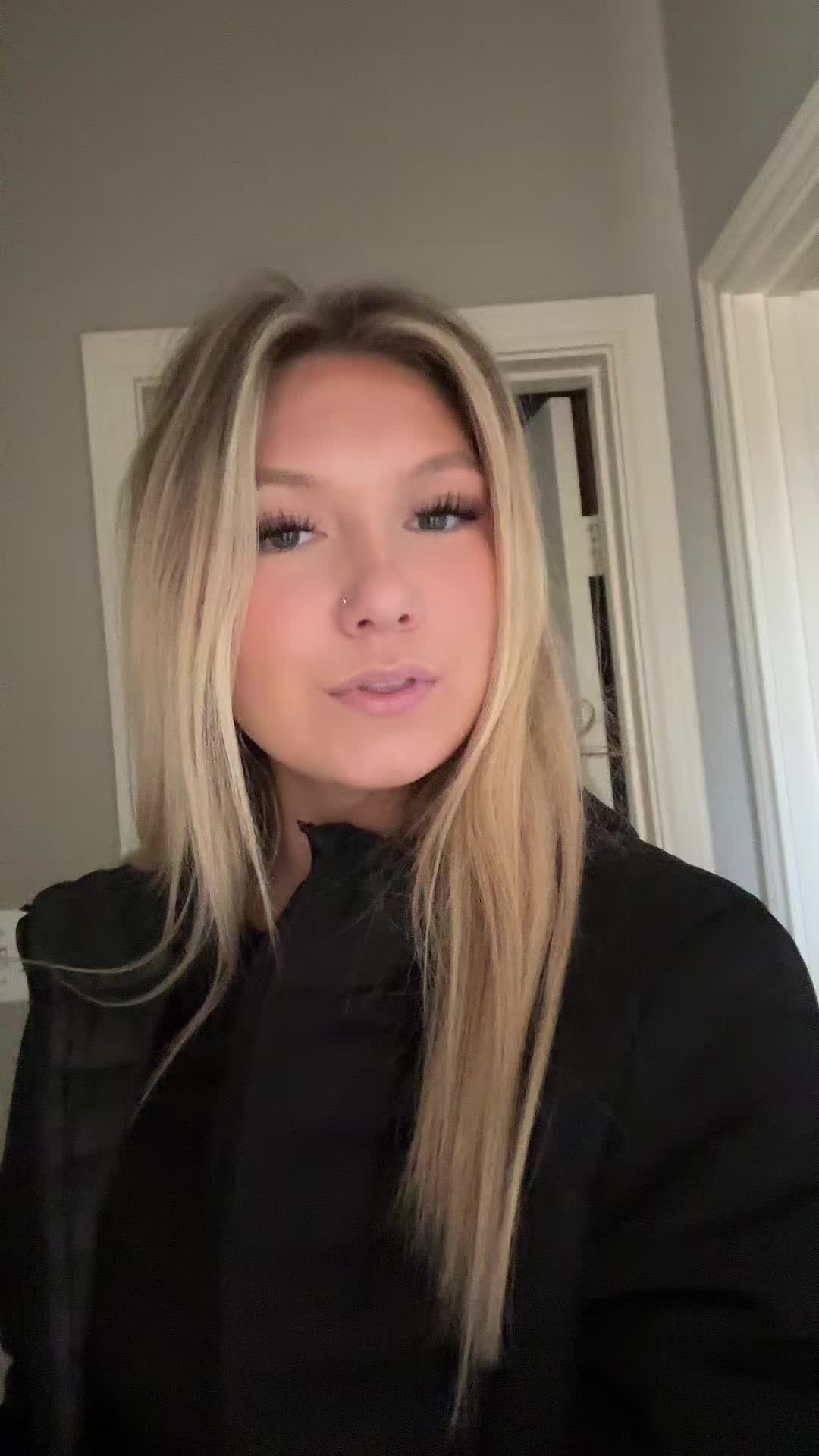 @Chloe