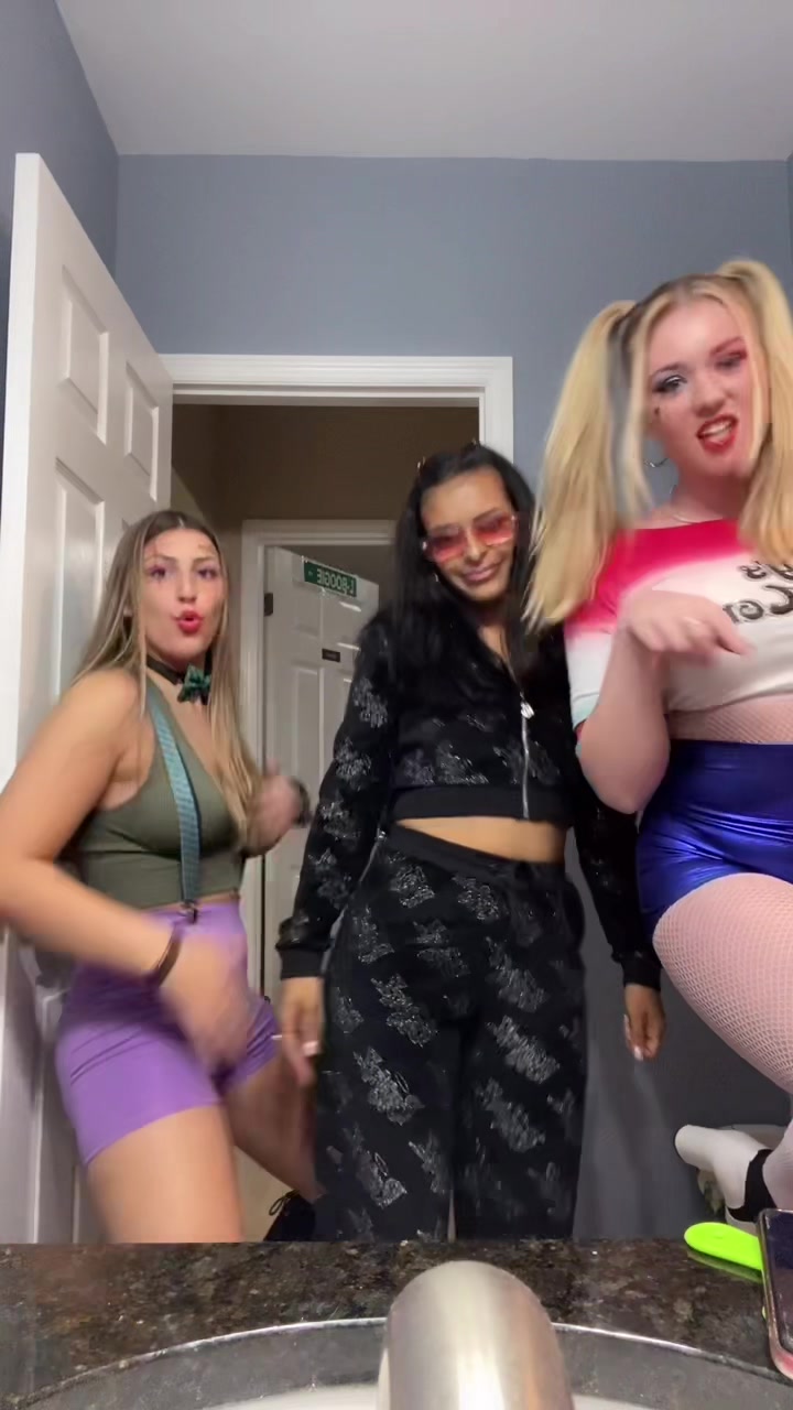 @AL :) ⟢