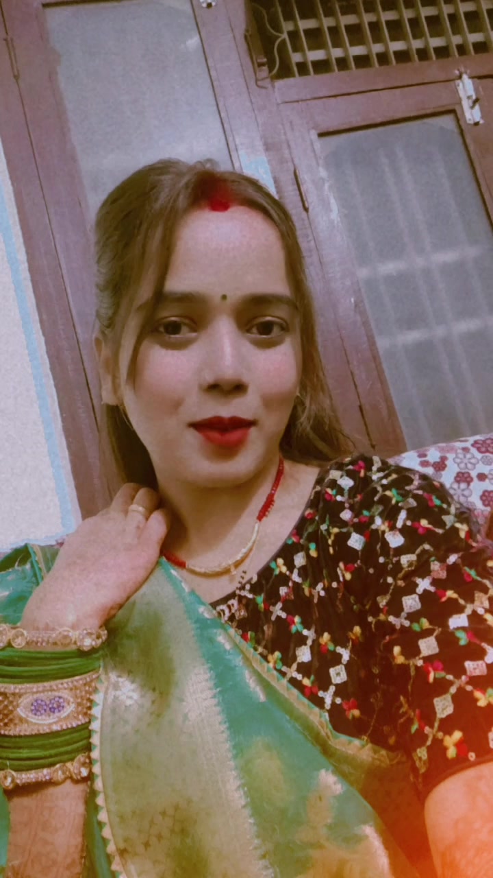 @🦋REENA PRAJAPATI 🦋