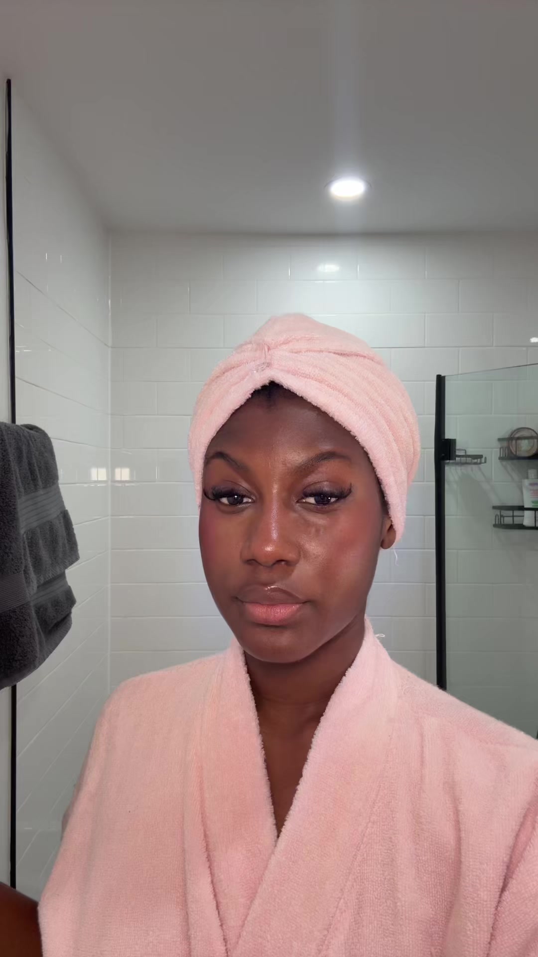 @Eslie_kam🥀