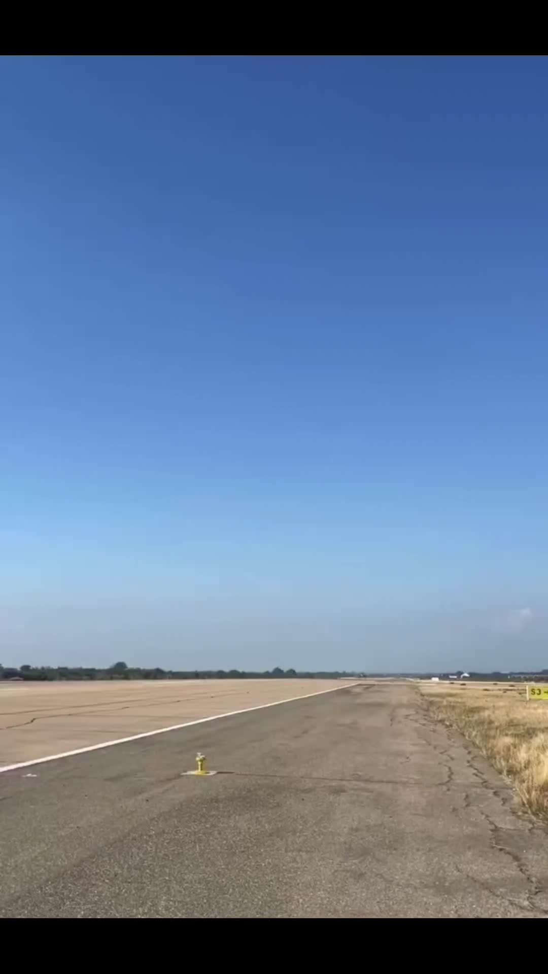 @Hoàng Hưng ✈️