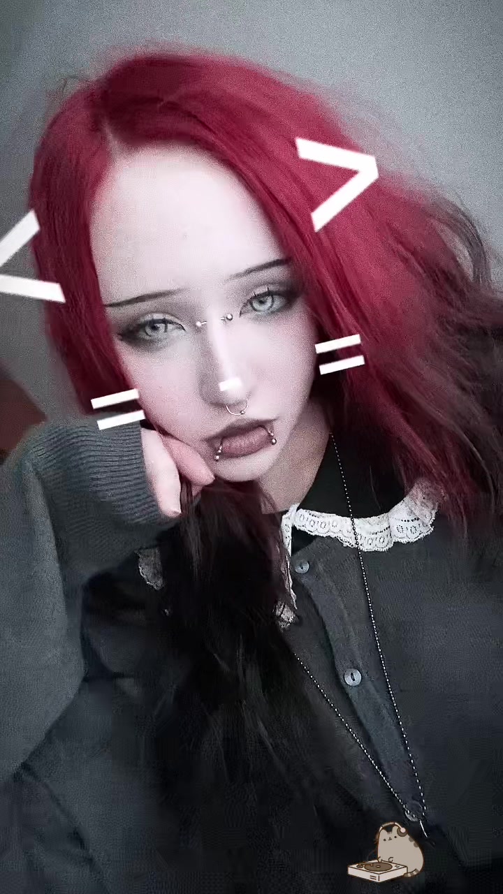 @мила