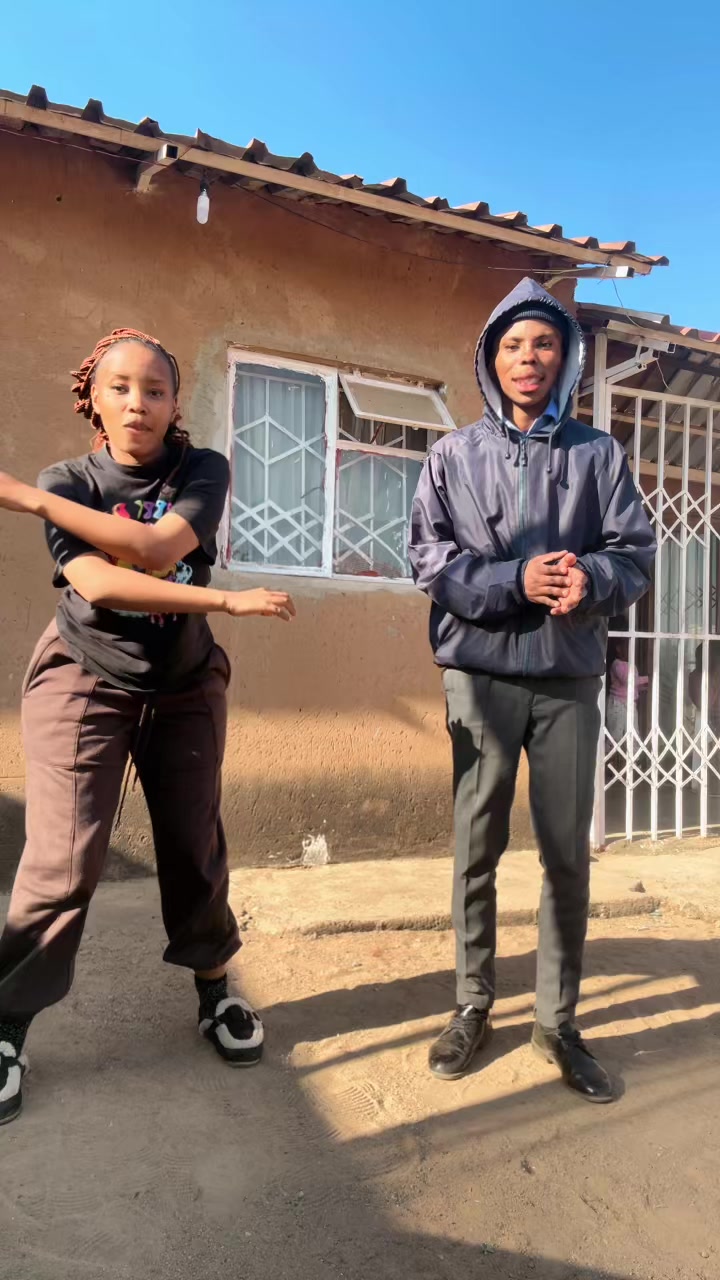 @Mickyla Boikanyo