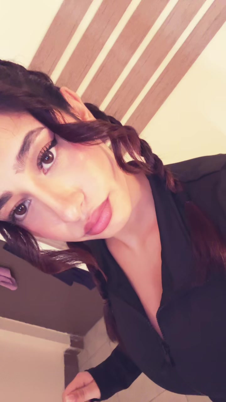 @𝒮𝓌𝑒𝑒𝓉 𝒱𝑒𝓃𝑜𝓂 ♈️🦂