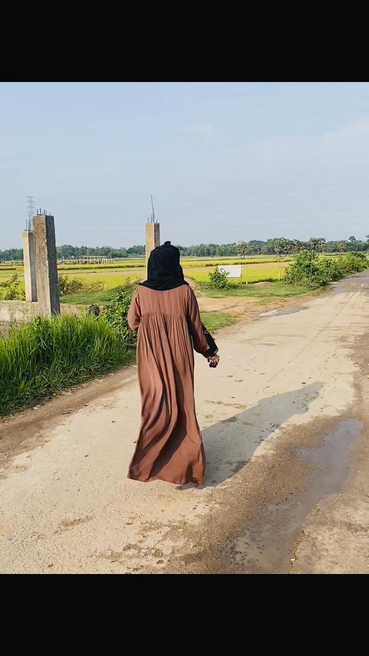 @চাঁদ🌙🖤