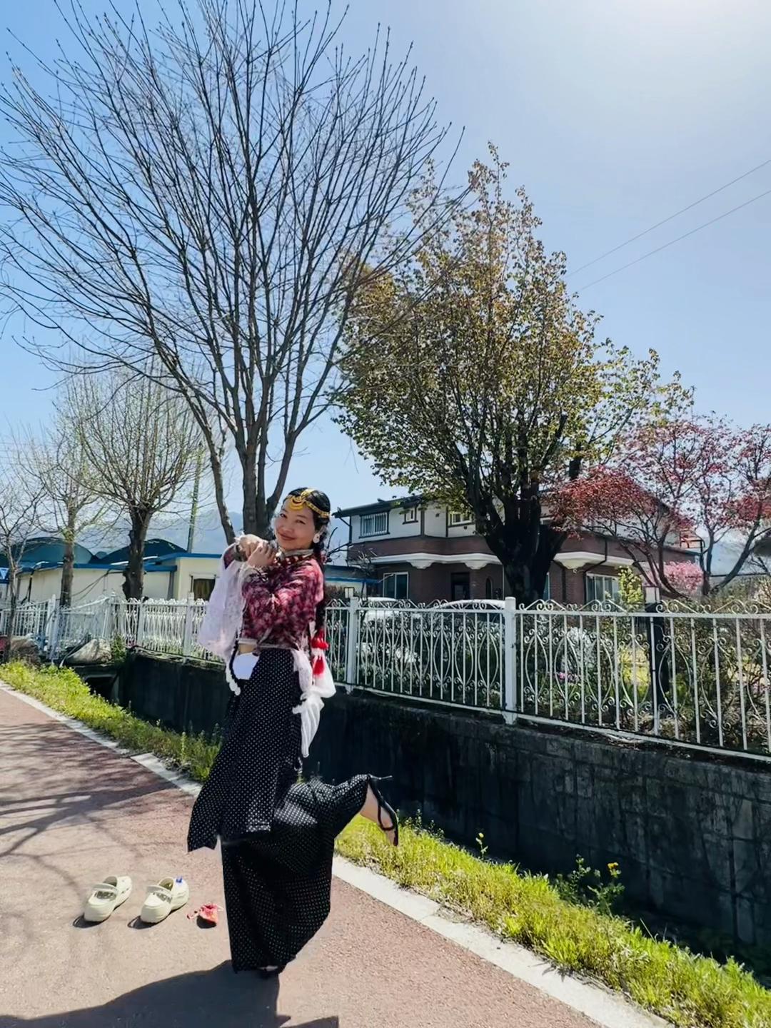 @Deepachamling🧿