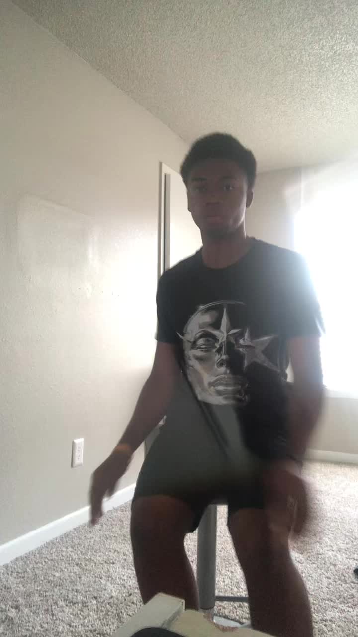 @D4 the dancer