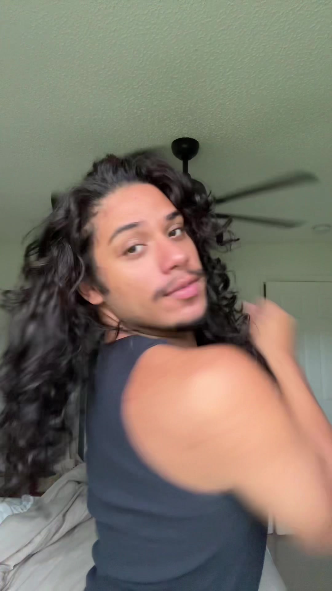 @nobody2u