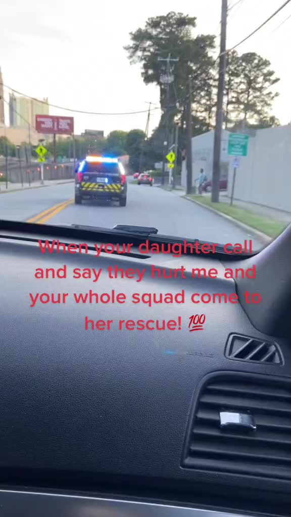 @Trump2028police
