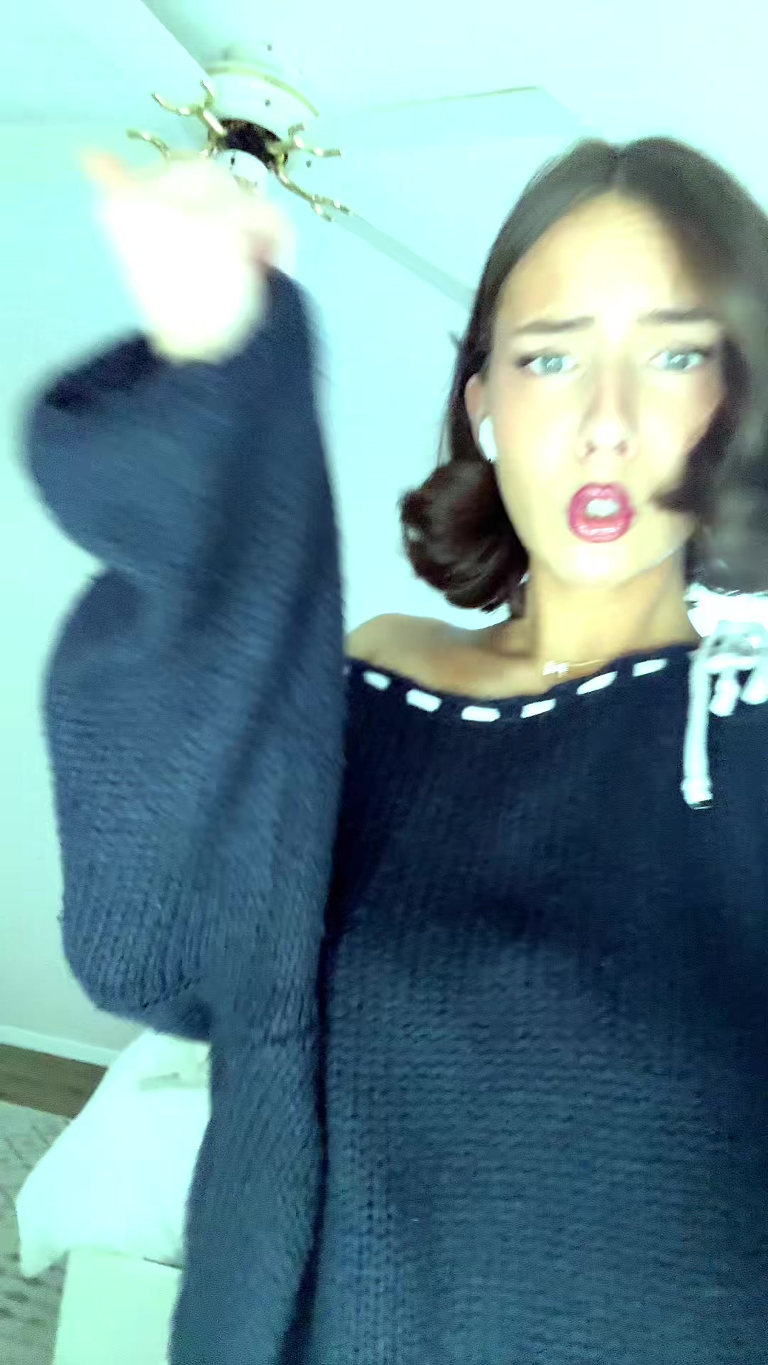 @<3