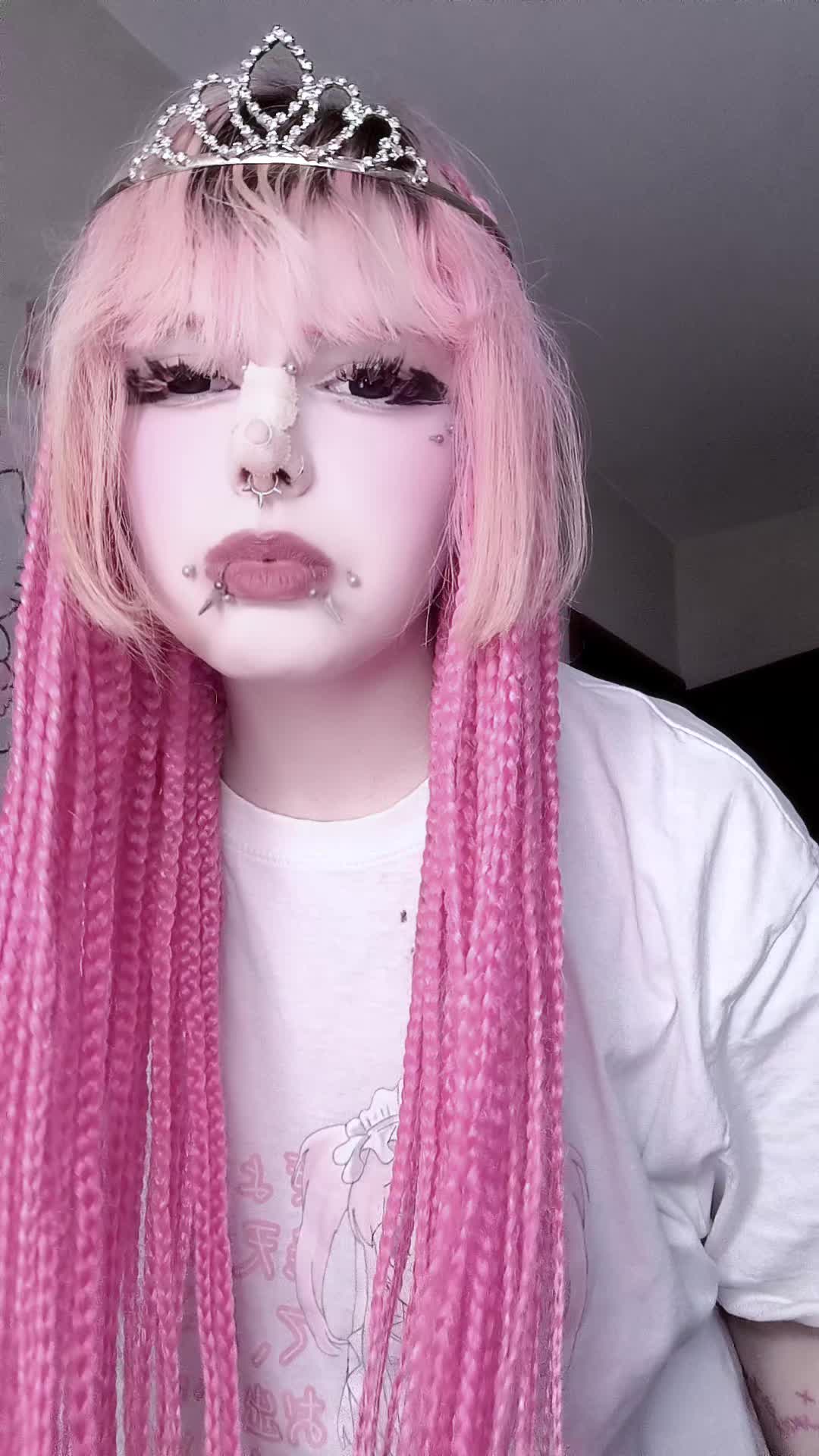 @✞